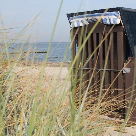 Cosy In With Sea View